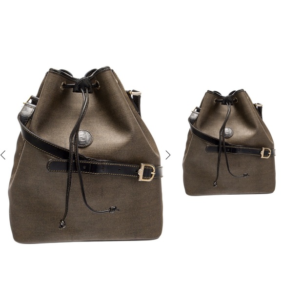 Fendi Vintage Bucket Bag✨ gorgeous💕 - Picture 15 of 15